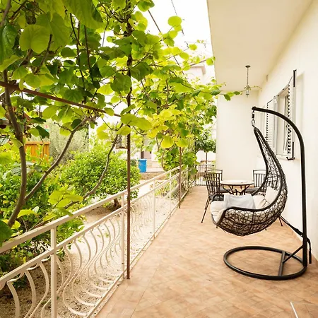 Apartment Paula Trogir Exterior photo